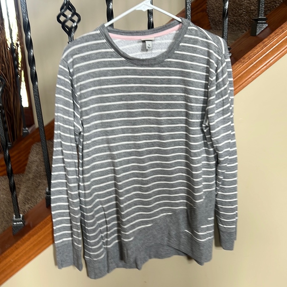 Size medium stripe Crewneck with decorative band around the bottom